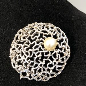 Sarah Coventry Silver Tone and Faux Pearl Round Brooch